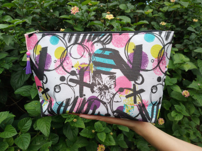 Neceser estampado VX